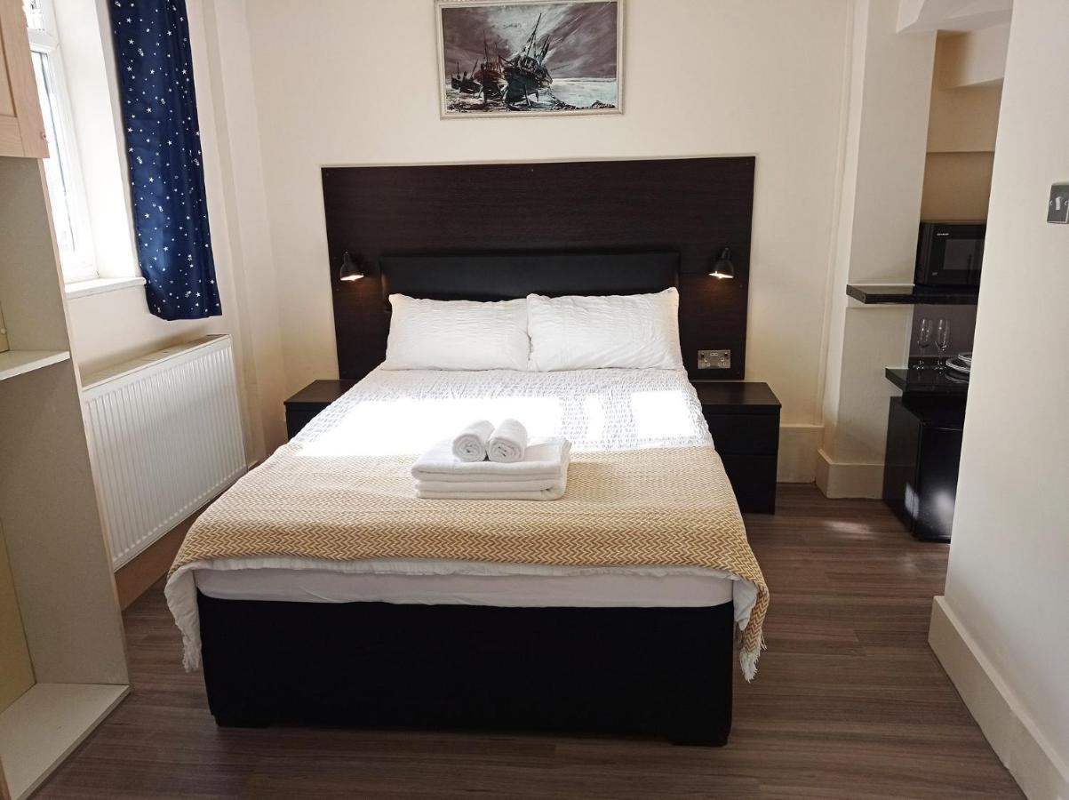 Apartamento The Oak -self Contained One Bed Flat