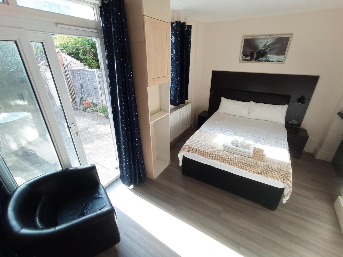 The Oak -self Contained One Bed Flat * Oxford