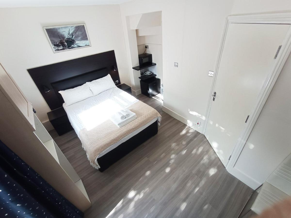 Apartamento The Oak -self Contained One Bed Flat